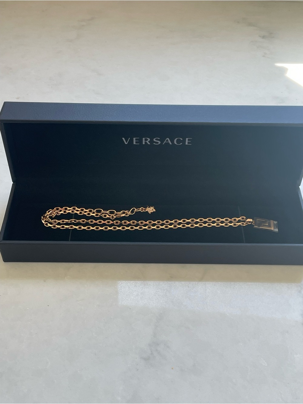 VERSACE 🇮🇹💛Made in Italy Greca Gold Pendant Necklace - Picture 4 of 9